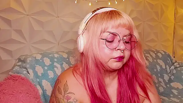 Satyn_doll live