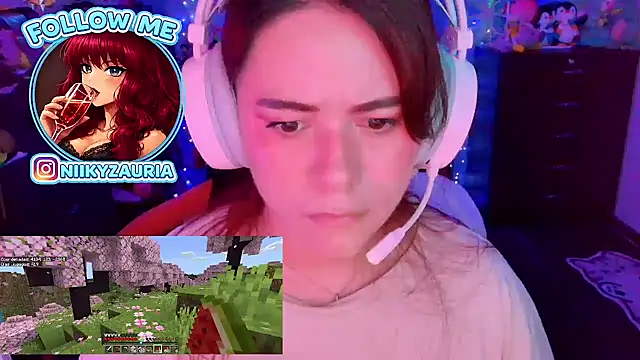 _niiky live