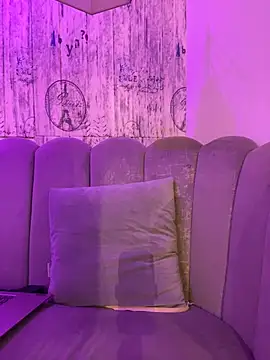 AbyThompson live
