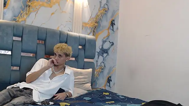 YOUNG_BOYS_HELL live