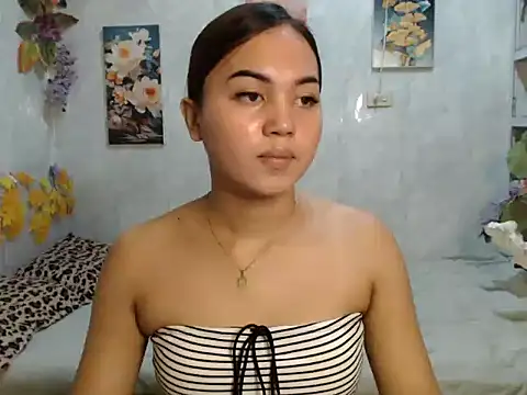 ur_asiankat live