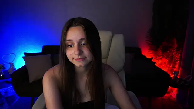 TinyNatalie live