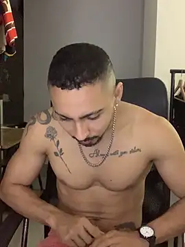 NicolasChest_xxx live