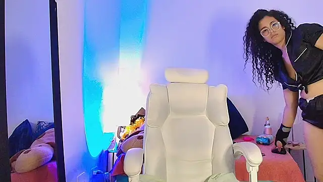 Isabella_Sophia19 live