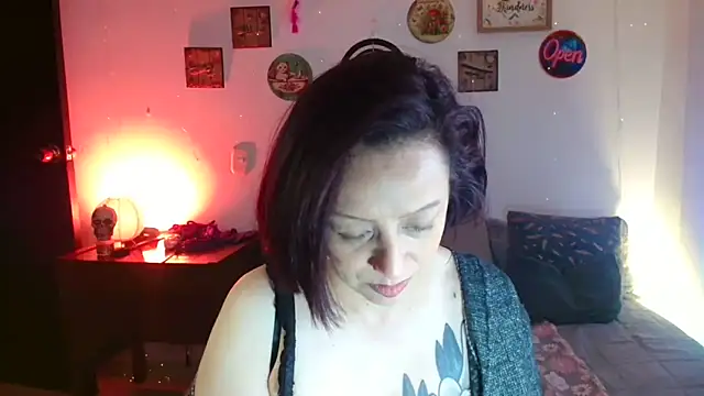 Katicalatinmilf live