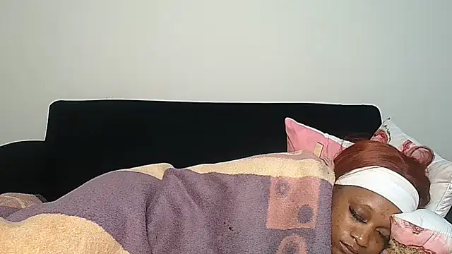 EnchantingLisa live