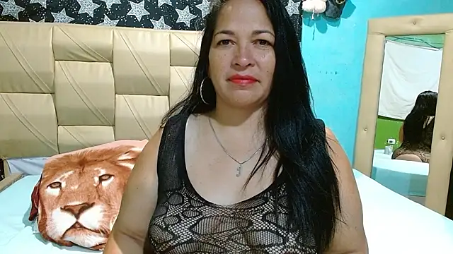 Stefanny_Taylor_ live