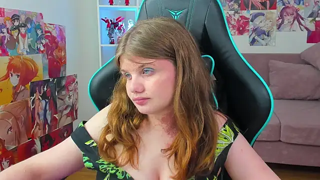 ChloeHalses live