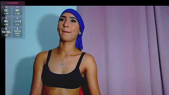 Malikaa__ live