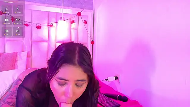 LunaRose18 live