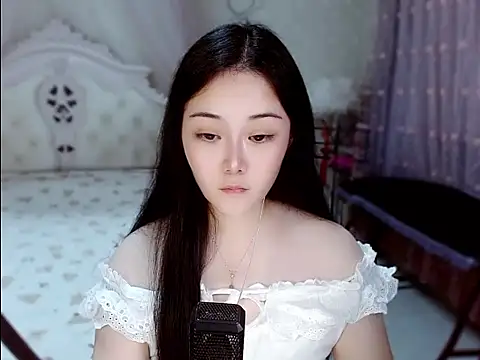 Amy-cnbaby live