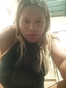 Linda_fox2 live