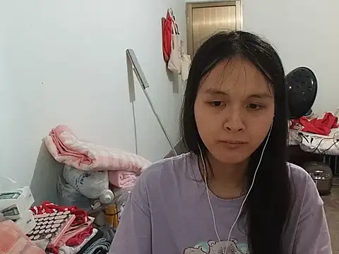 RebelAura live