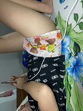 Almira6868 live