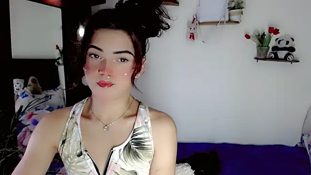NathalialLooes live