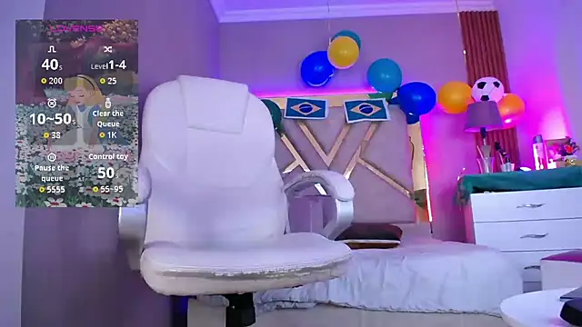 Tiffany_Valentiine live