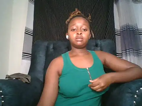Ellah_simone live
