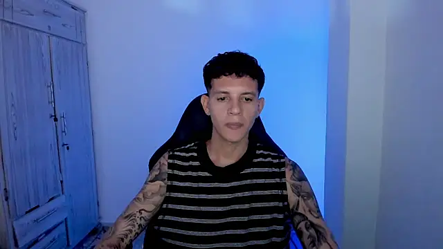 tylerrnova live