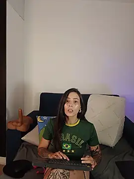 mishelkrave_ live