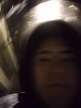 Maggiee_1 live