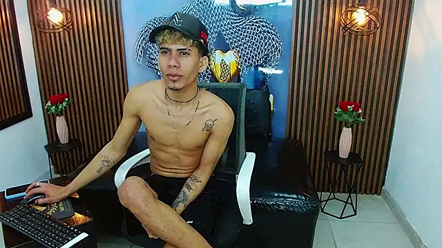 Skinny_cute_Alyer live