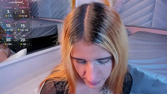 scarlet__rossi live