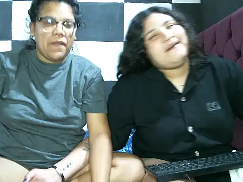 Valery-Khloe live