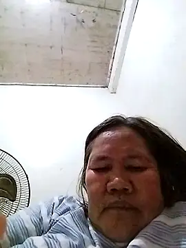 Hotsexymomcams4u live