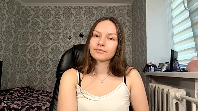 ShaylaChong live
