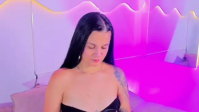 MiaHansson live
