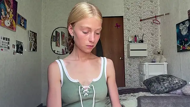 AliceGilbert_ live