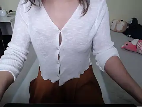 Mia-Zhen live