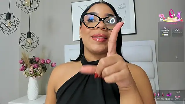 christineowens_ live