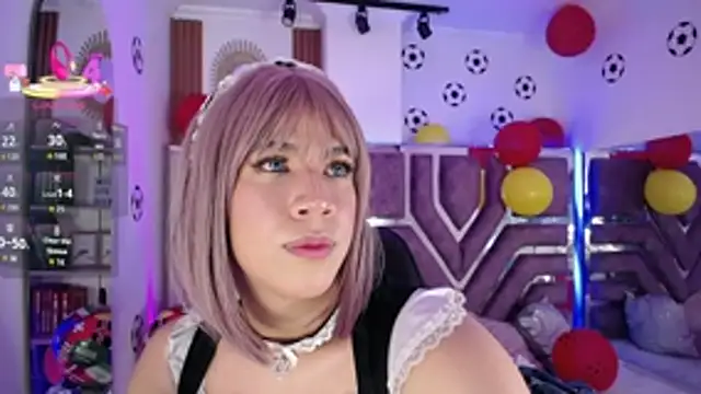 Eva__Walker live