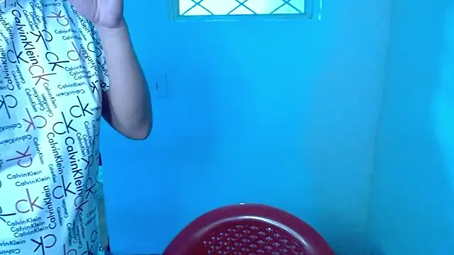 Im_Milan_Rs live