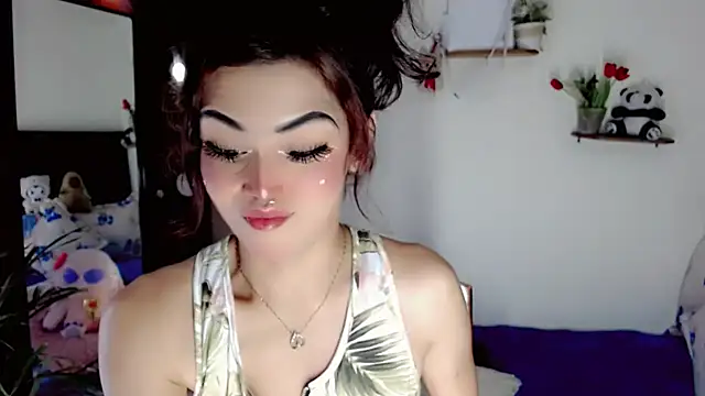 NathalialLooes live