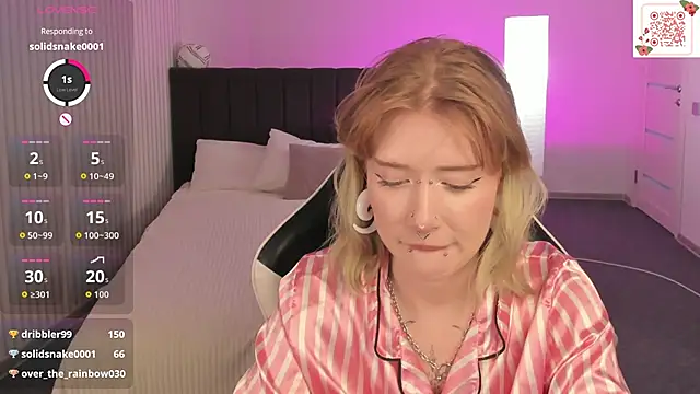 Elira_Vane live