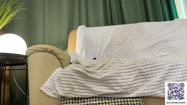 Lill_Lily live