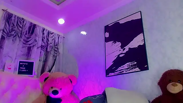 Julia_Bulette1 live