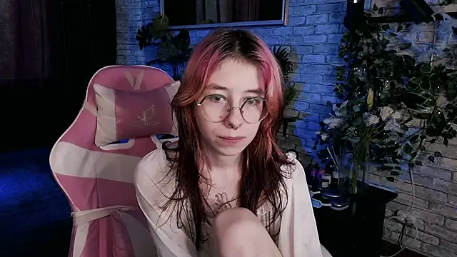 Alice_Nyx live