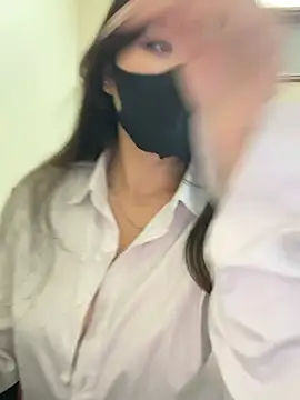 VyVy18 live