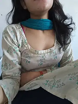 zoya_baby_ live