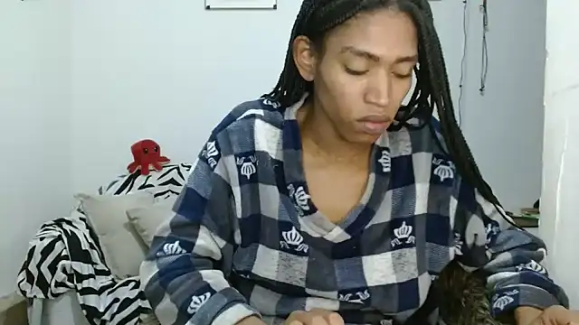 angelamarie1 live