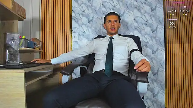 Hideintheoffice live