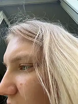 AmmyHot live