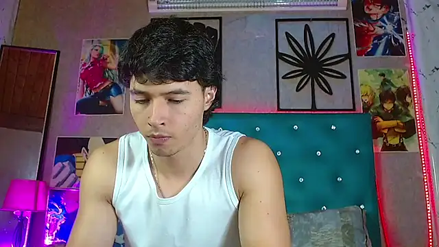 LiamAndrewzz live