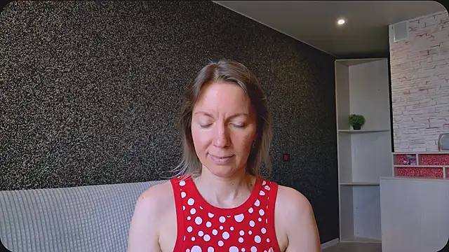 Amanda_Luxe live