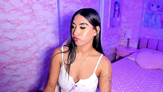 leah_naughty4u_ live