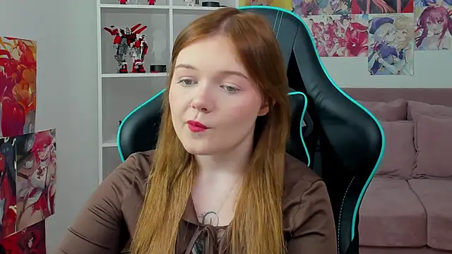 ElinaVale live