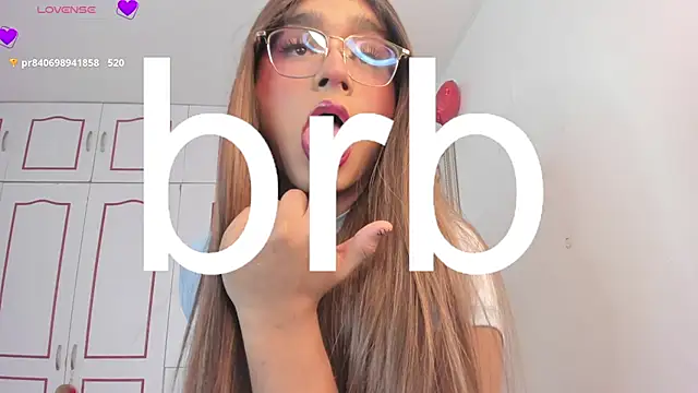 Karla_Dior7 live